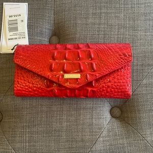 Brahmin Veronica Wallet